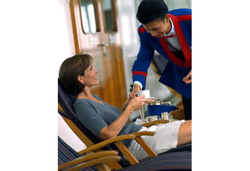Atento servicio con una sonrisa 